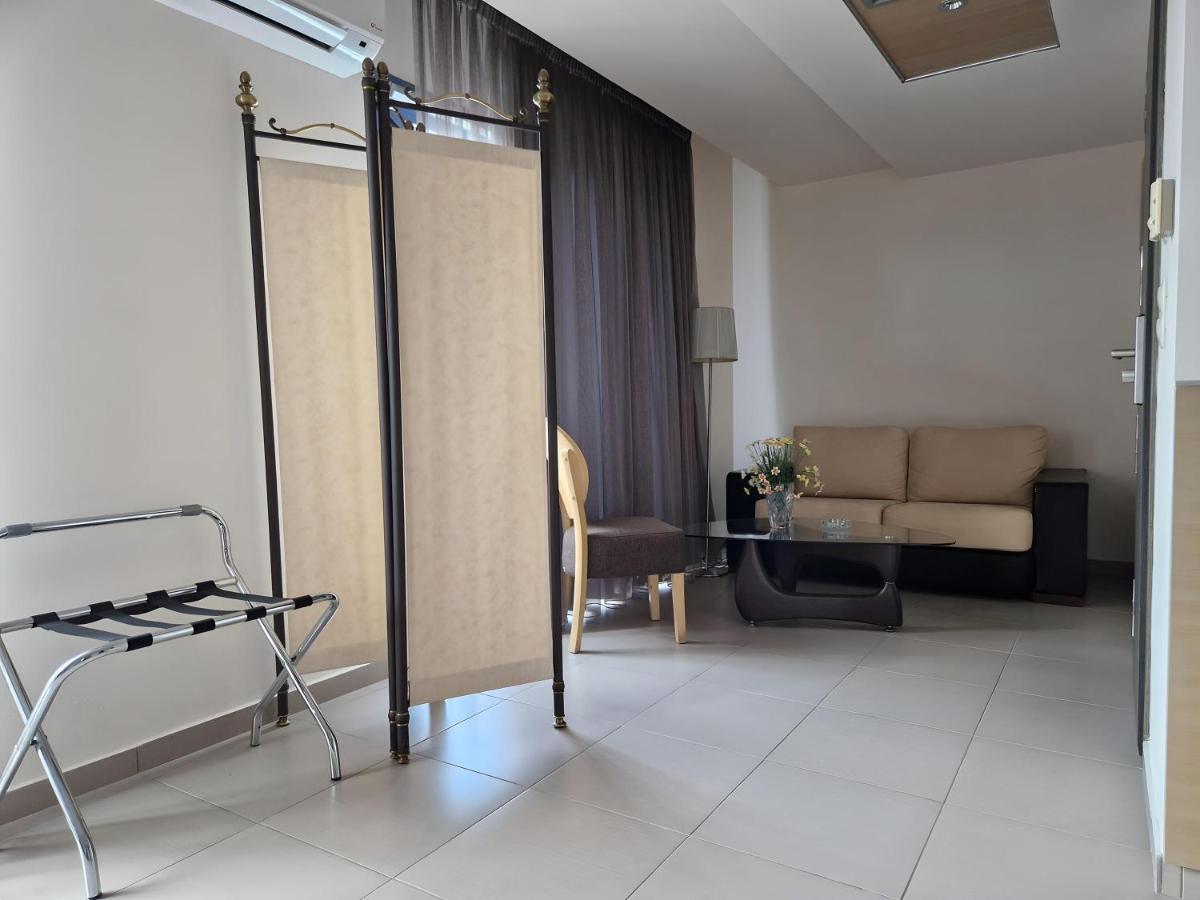 Kyridis Hotel Komotini Exteriör bild