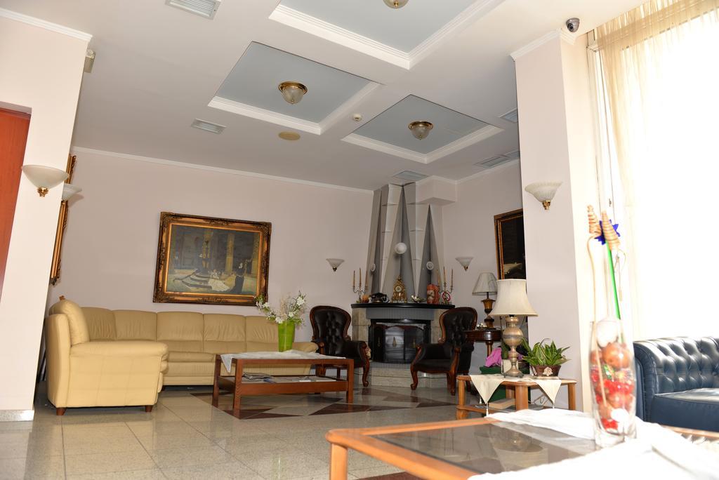 Kyridis Hotel Komotini Exteriör bild